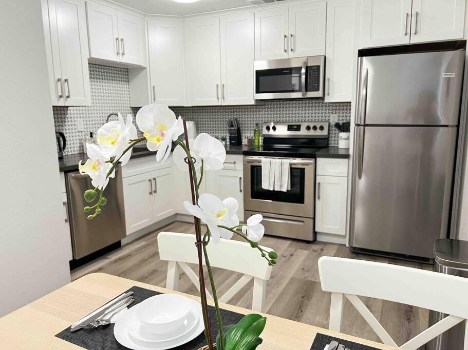 Luxury Condo In The Heart Of Midtown Сакраменто Екстериор снимка