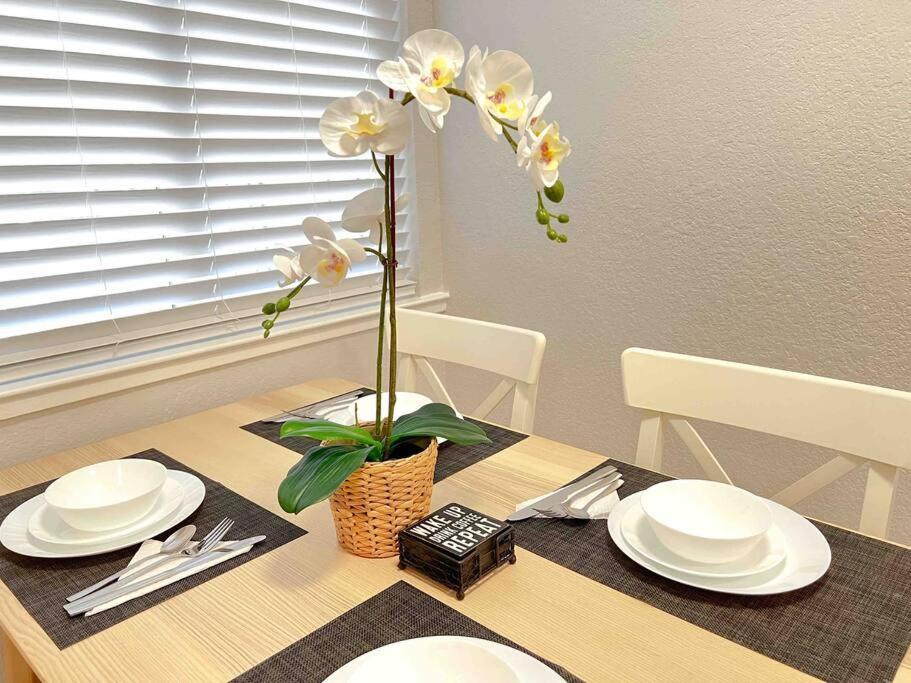 Luxury Condo In The Heart Of Midtown Сакраменто Екстериор снимка